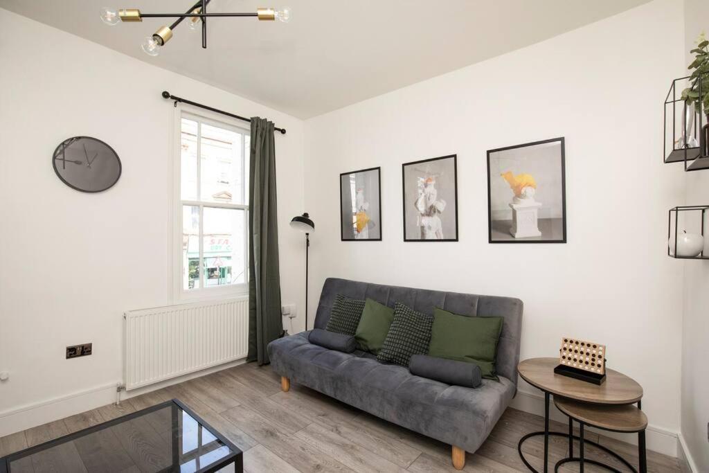 Spacious Serenity In The Heart Of Central Лондон Екстер'єр фото